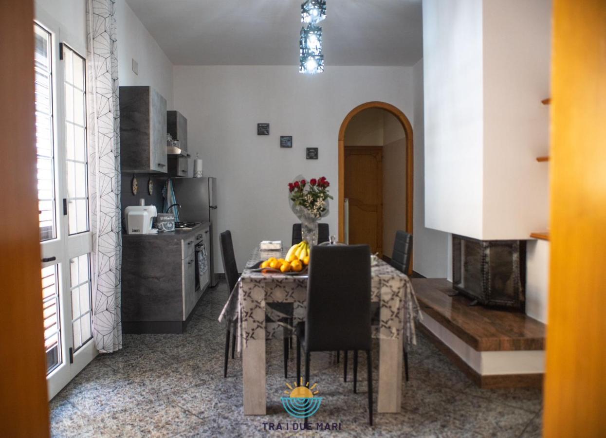 Appartement Tra I Due Mari à Ruffano Extérieur photo